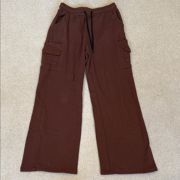 Forever 21 Pants - Forever 21 Brown Wide Leg Cargo Sweatpants